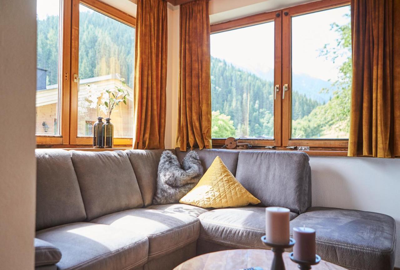 Apartamento Chalet Van Den Berg Saalbach-Hinterglemm Exterior foto